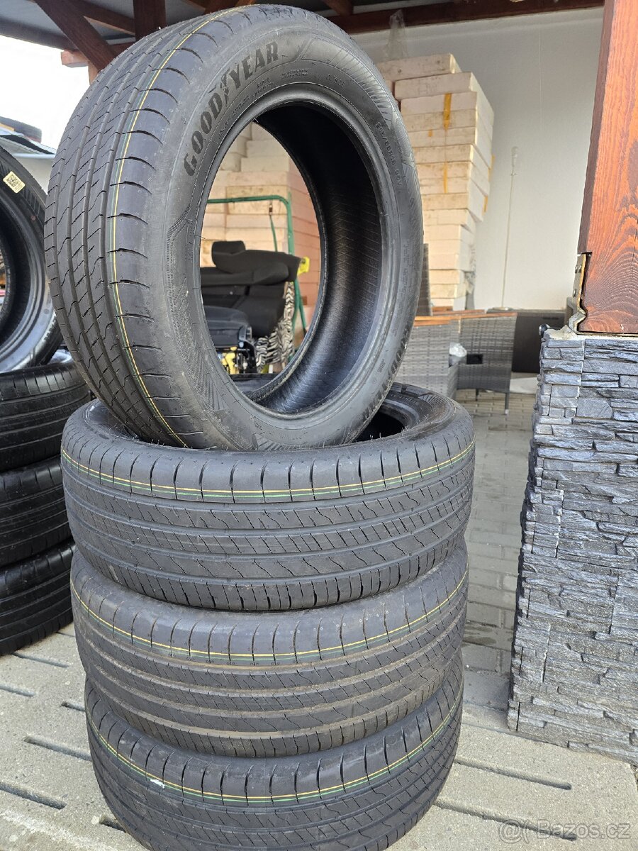 Nové Goodyear 215/55 R18 99V - 3