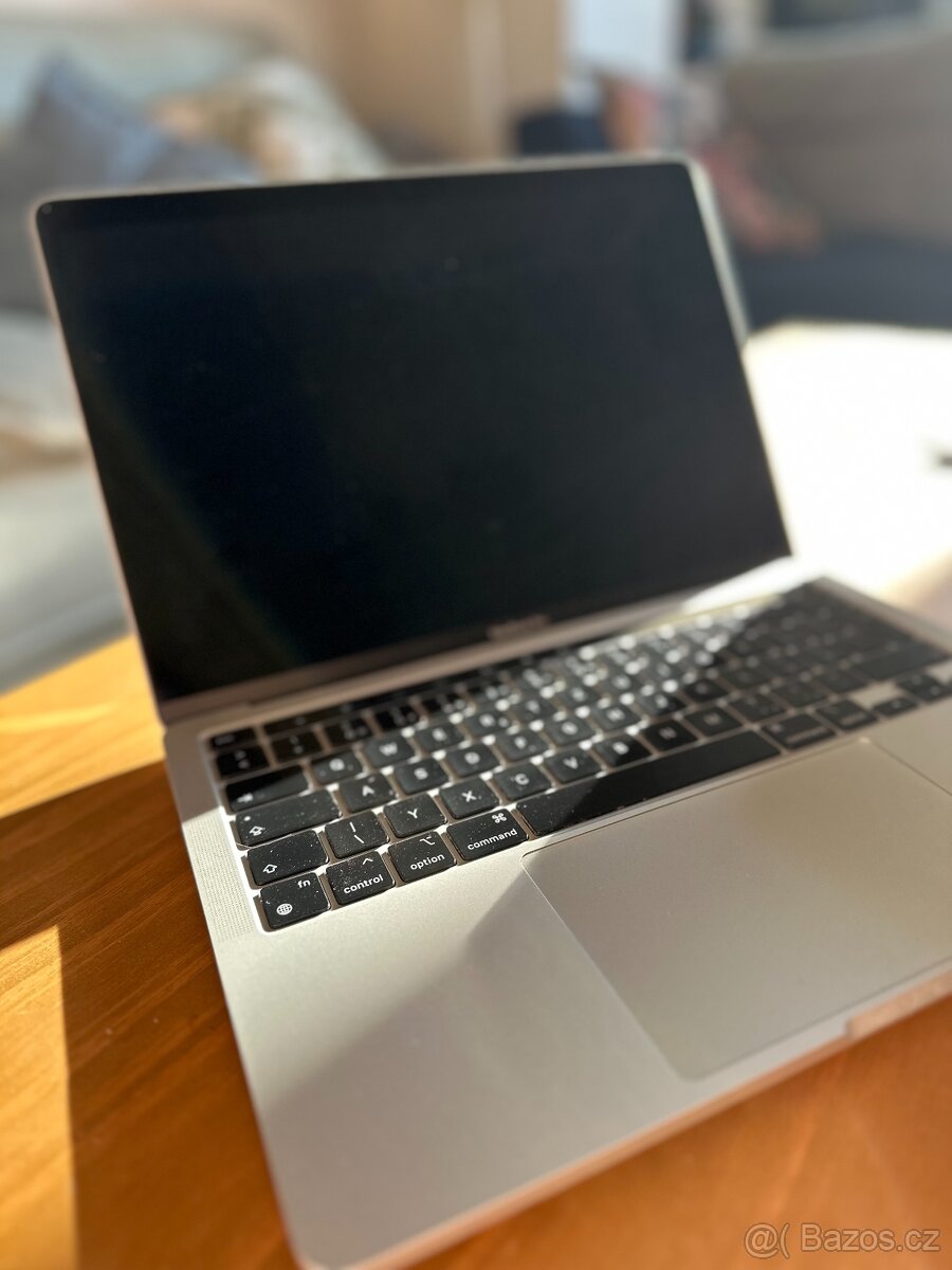 MacBook Pro M1 256 GB - 3