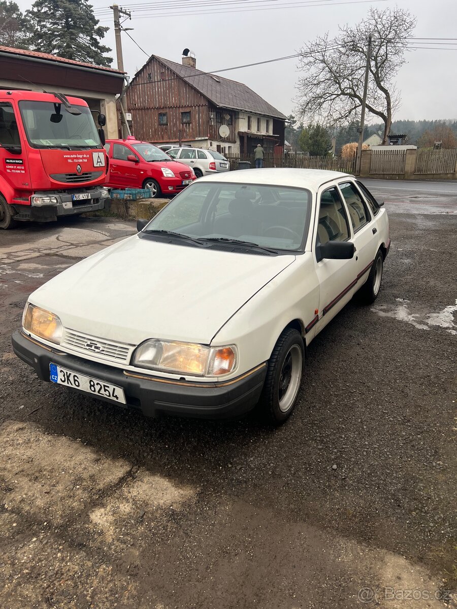 Ford Sierra 1.6i CLX - 3