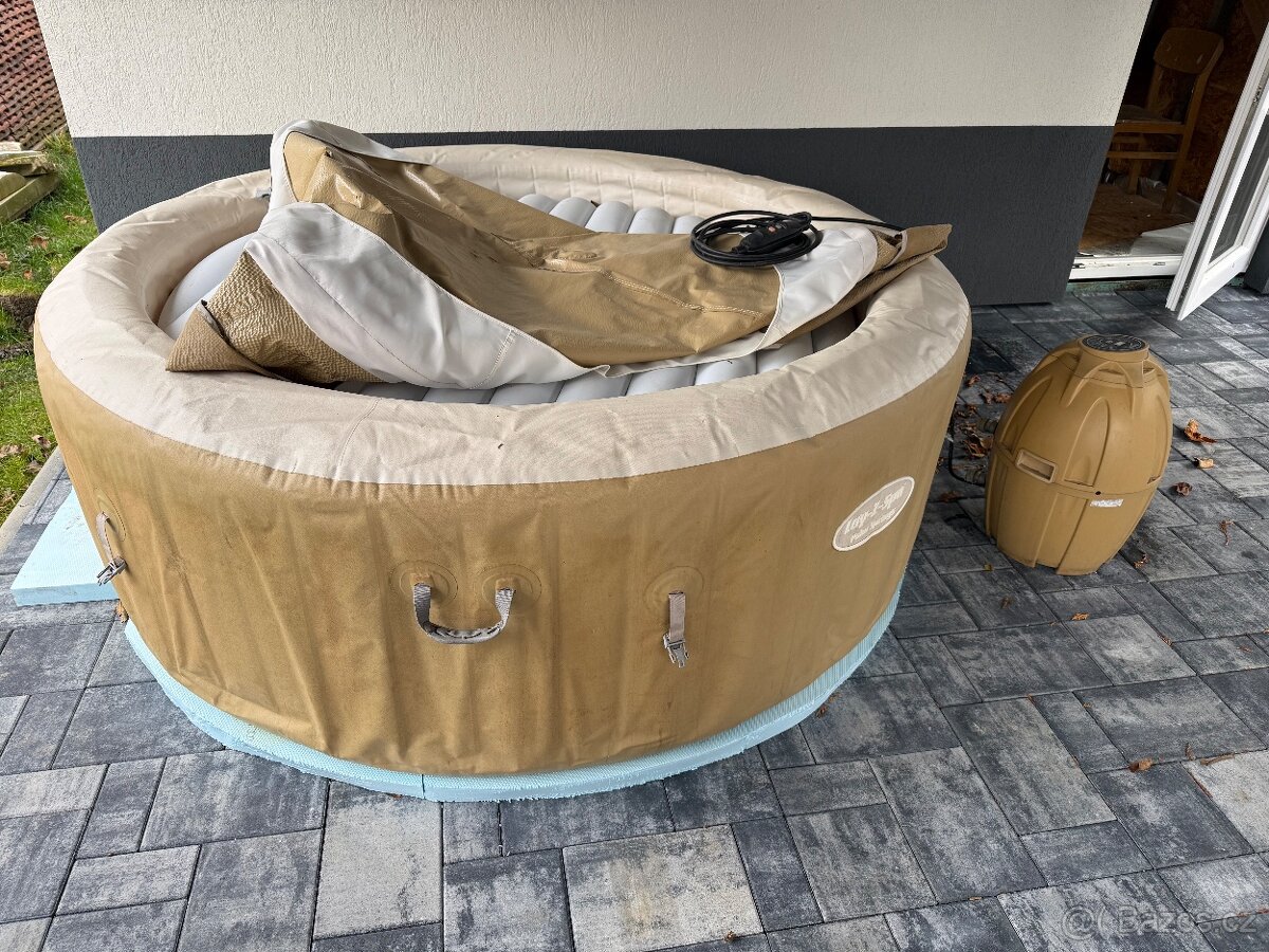 Prodám vířivku Lay-Z-Spa Palm Springs - 3