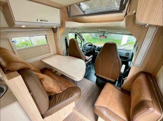 Pronájem obytného vozu burstner pro 5 osob - 3