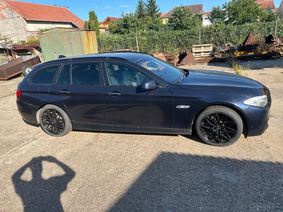 BMW F11 535xd 230 kW M paket – náhradní díly - 3