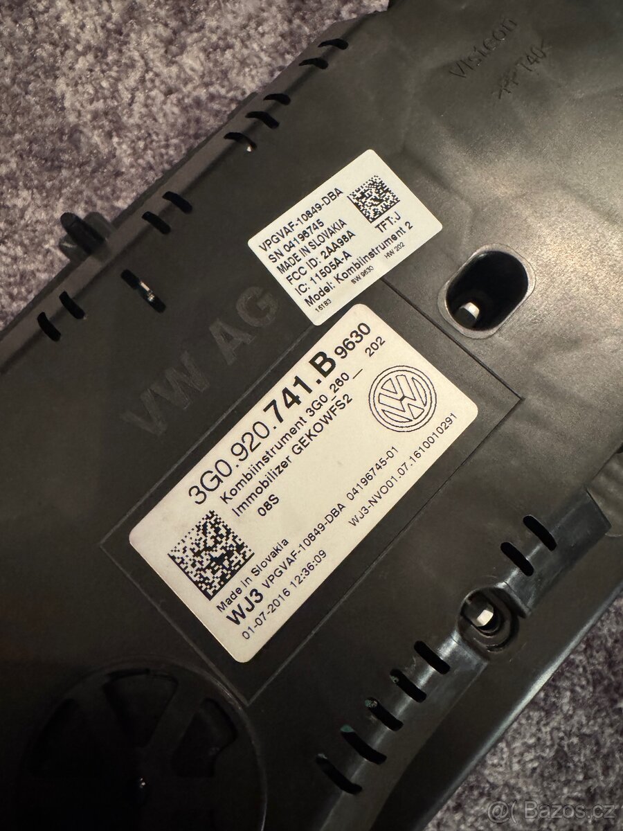 Prodám budíky VW Passat B8 3G0920741B - 3