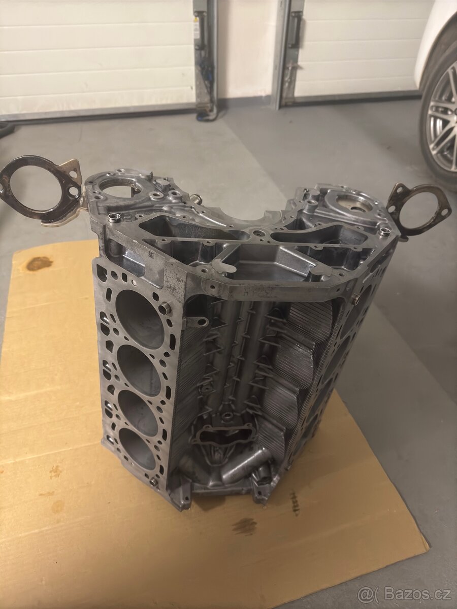 Prodej blok motoru n63b44a - 3