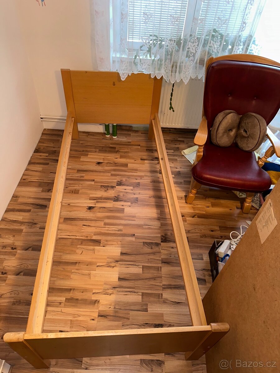 Rám postele s masivu - 3