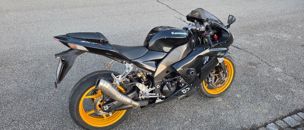Kawasaki ZX10R - 3