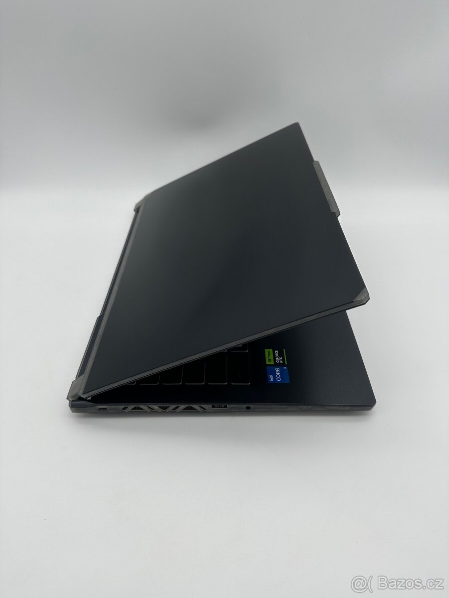 MSI Cybord 15 A12V Black + ZÁRUKA - 3