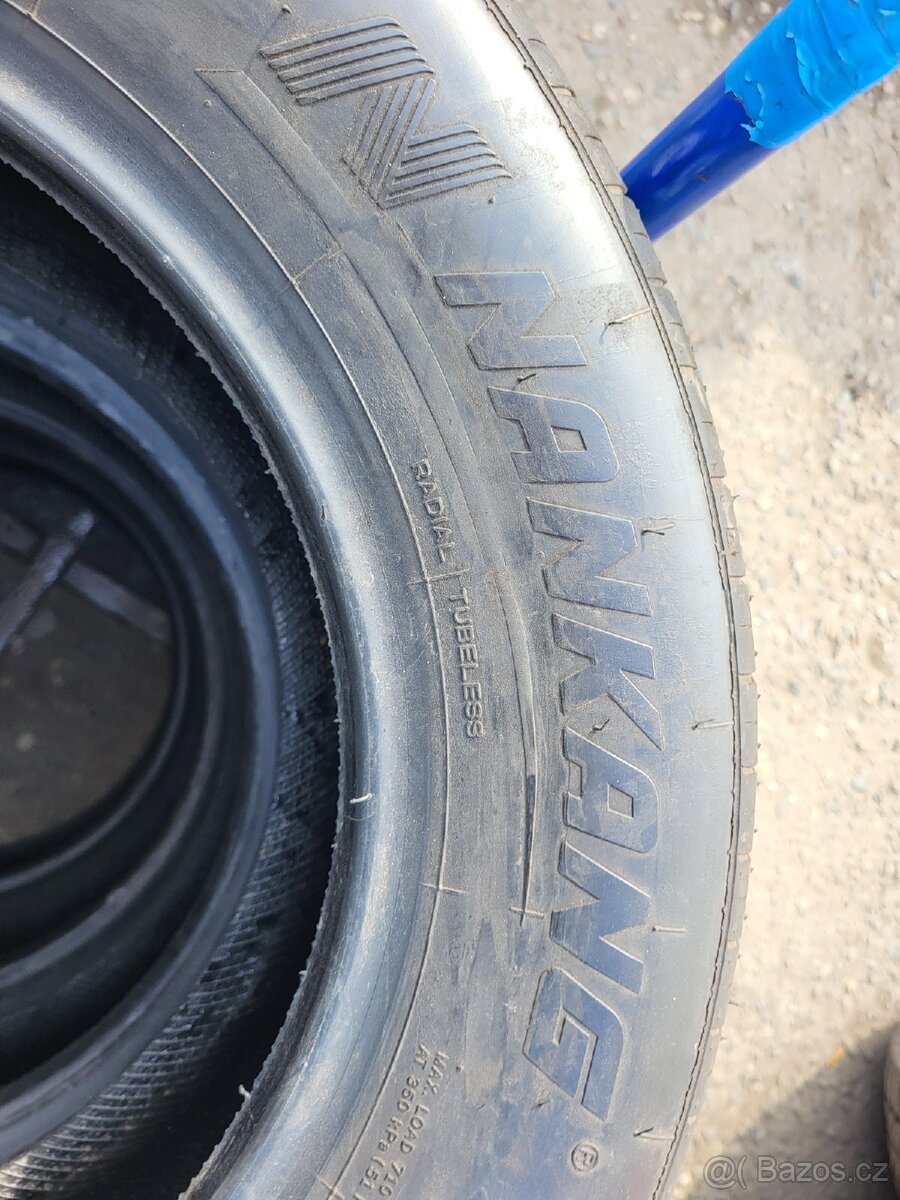 225 60 15" 96V...Nankang Econex - 3