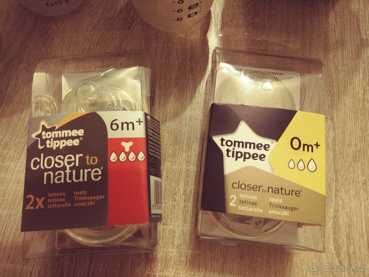 Kojenecké lahve Tommee Tippee + doplňky - 3