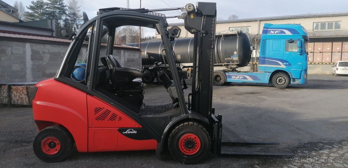 LINDE H35T-02 boční posuv SLEVA - 3
