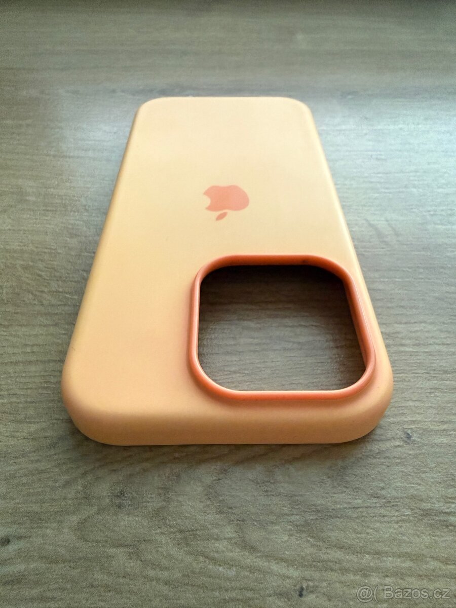 Silikonový kryt pro iPhone 15 Pro – originální - 3