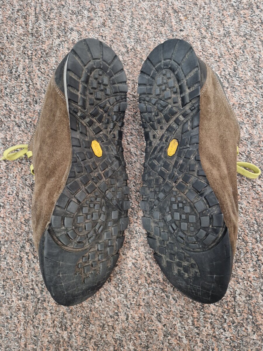 trekové boty - nízké pohorky AKU Bellamont 3 GTX - 3