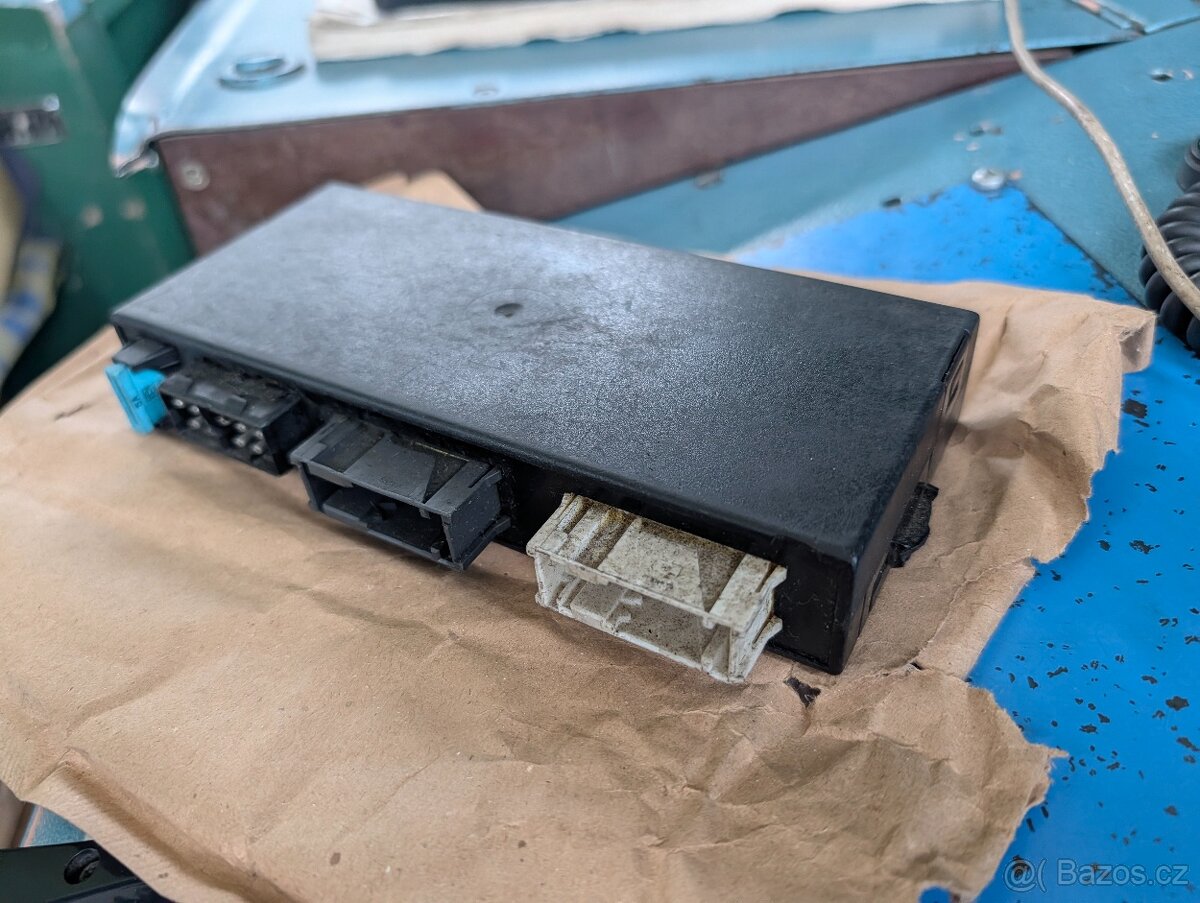 BMW e34 modul,jednotka alarmu - 3