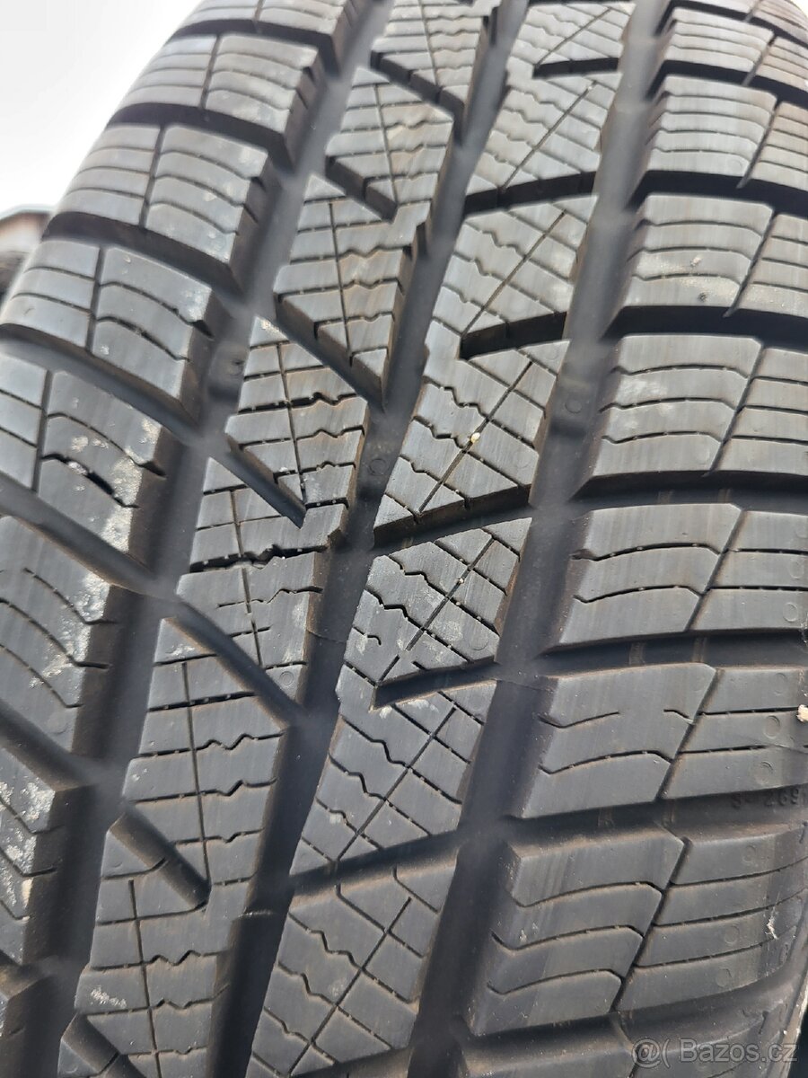 185 65 15" Polaris 5 - 3