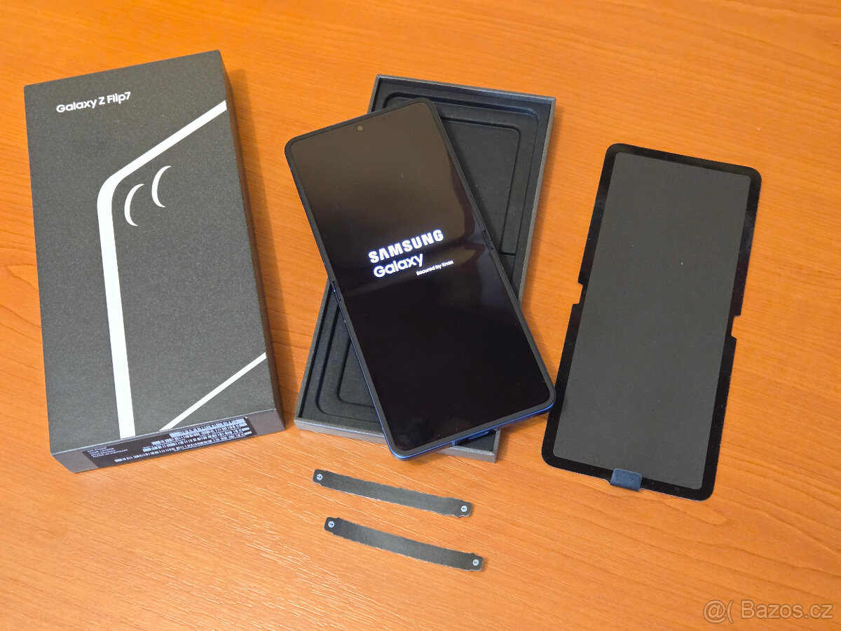 Prodám Samsung Z Flip 7, 12GB/512GB, nový, záruka do 8/2027 - 3