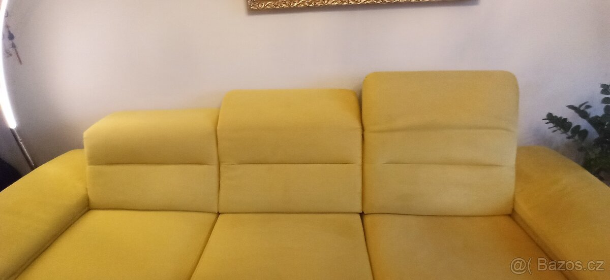 Sedačka s úložným prostorem a taburetem-rozkládací - 3