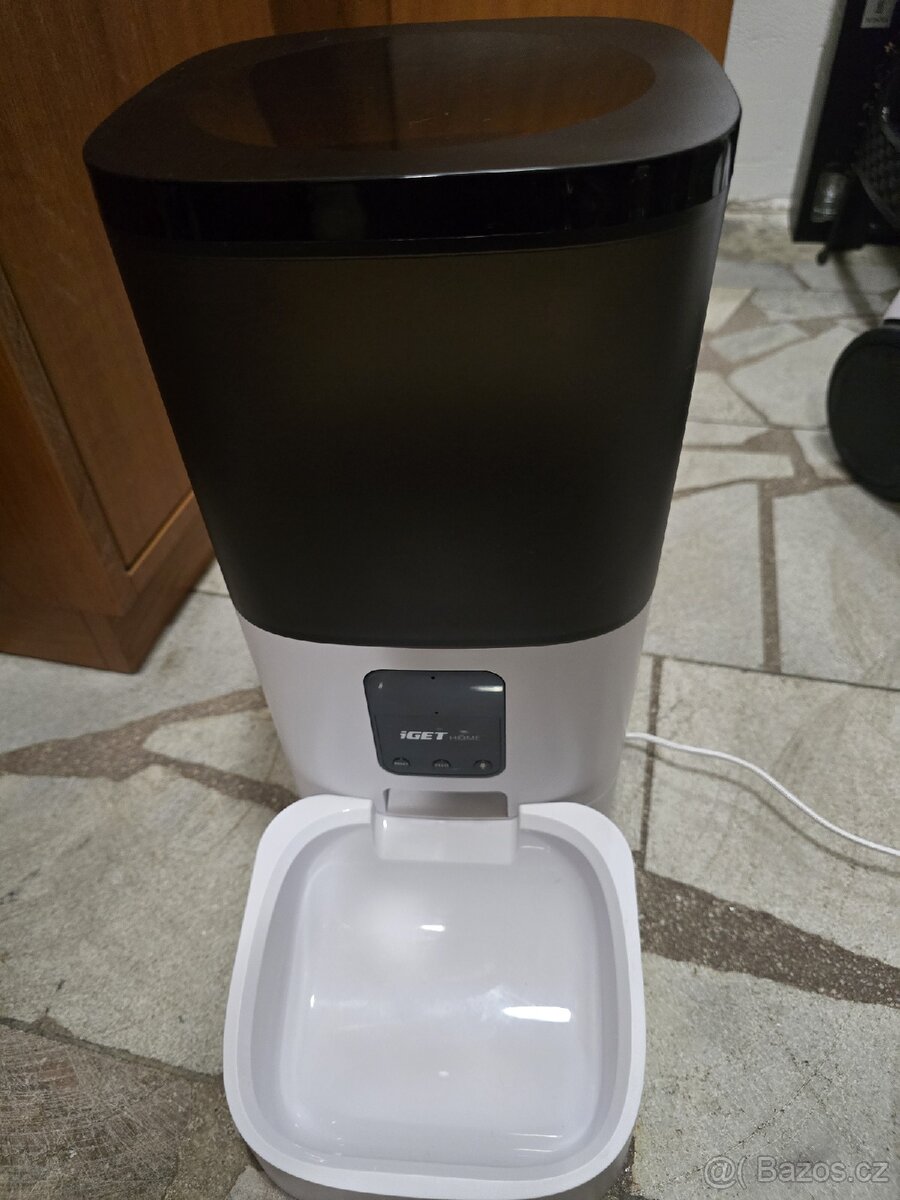 Dávkovač + fontána na vodu - 3