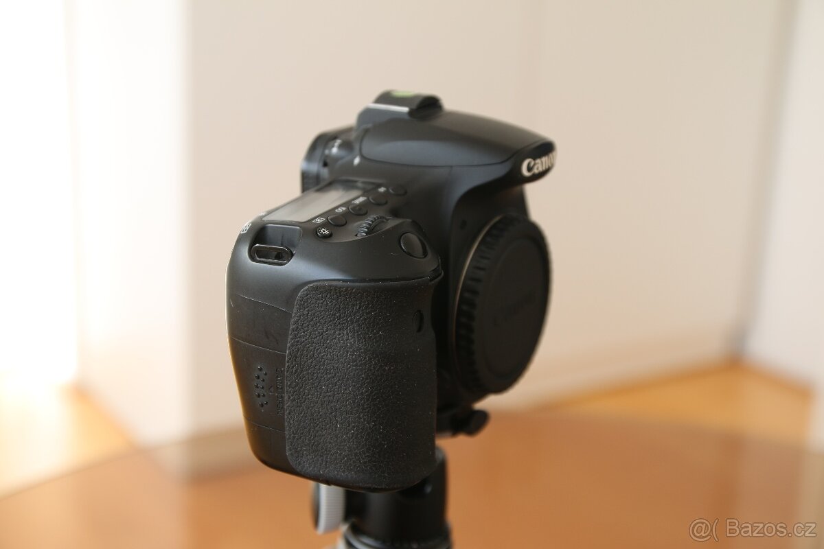 Canon EOS 60D tělo - 3
