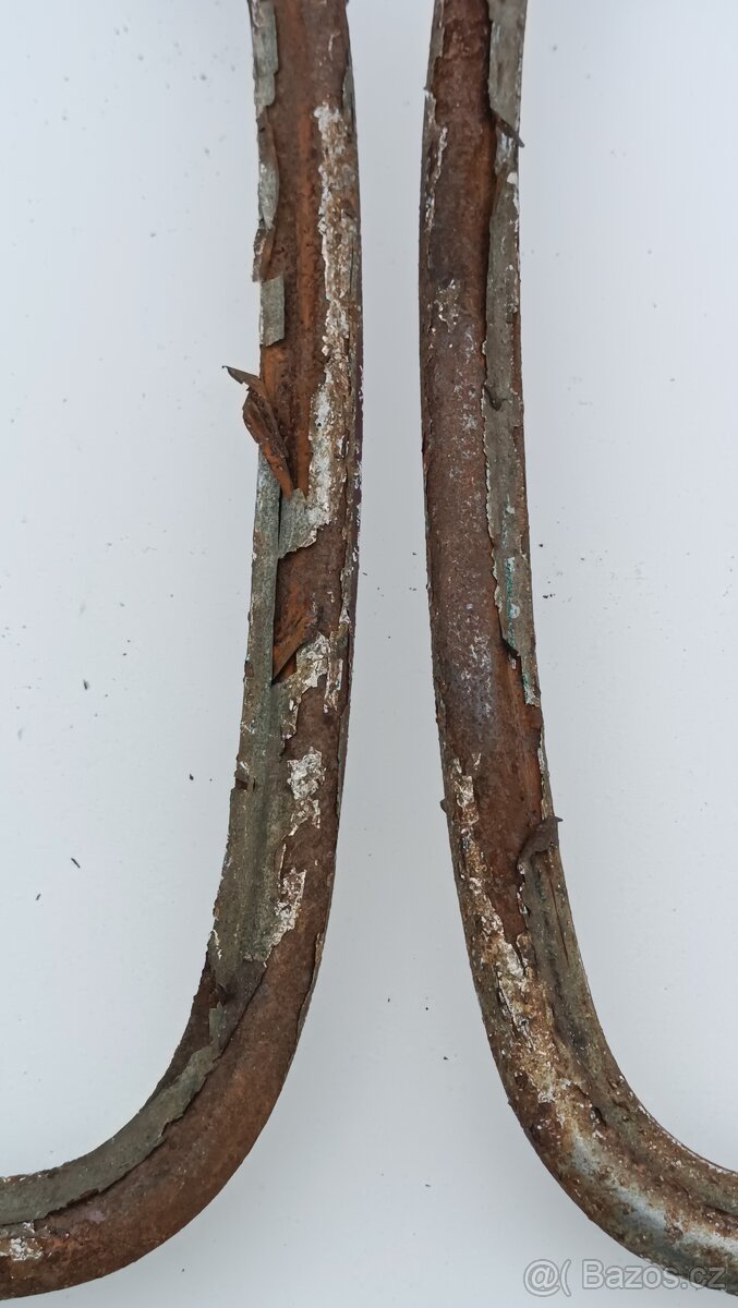 Tatra 600 Tatraplan, lišty zadních oken - 3