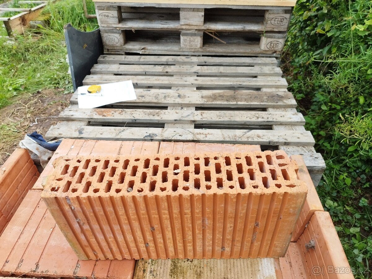 Cihly+ věncovka - 3