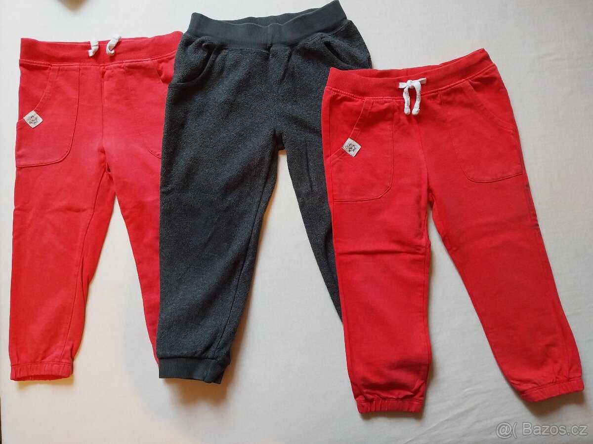 Rifle,tepláky, kraťasy, vel. 98 - 3