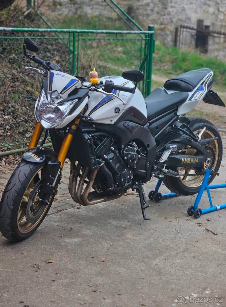 Yamaha fz8 - 3
