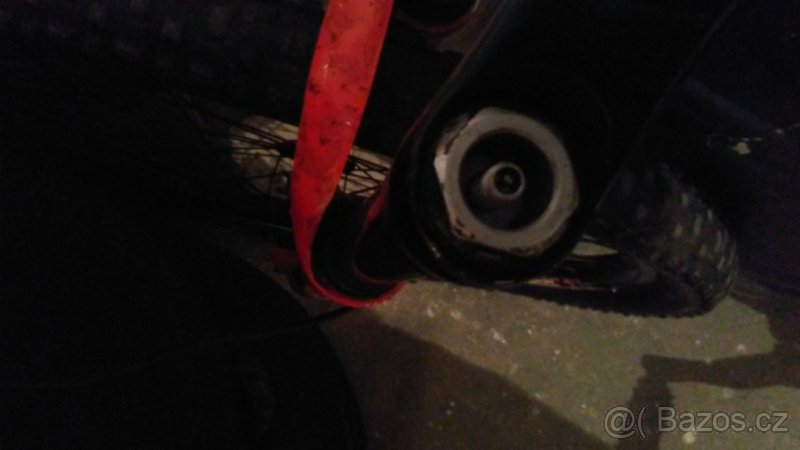 Prodam horsky kolo Scoot dural 27,5" - 3