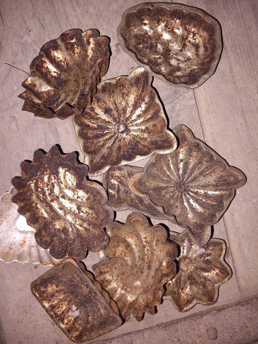 Staré formičky na cukroví - 3