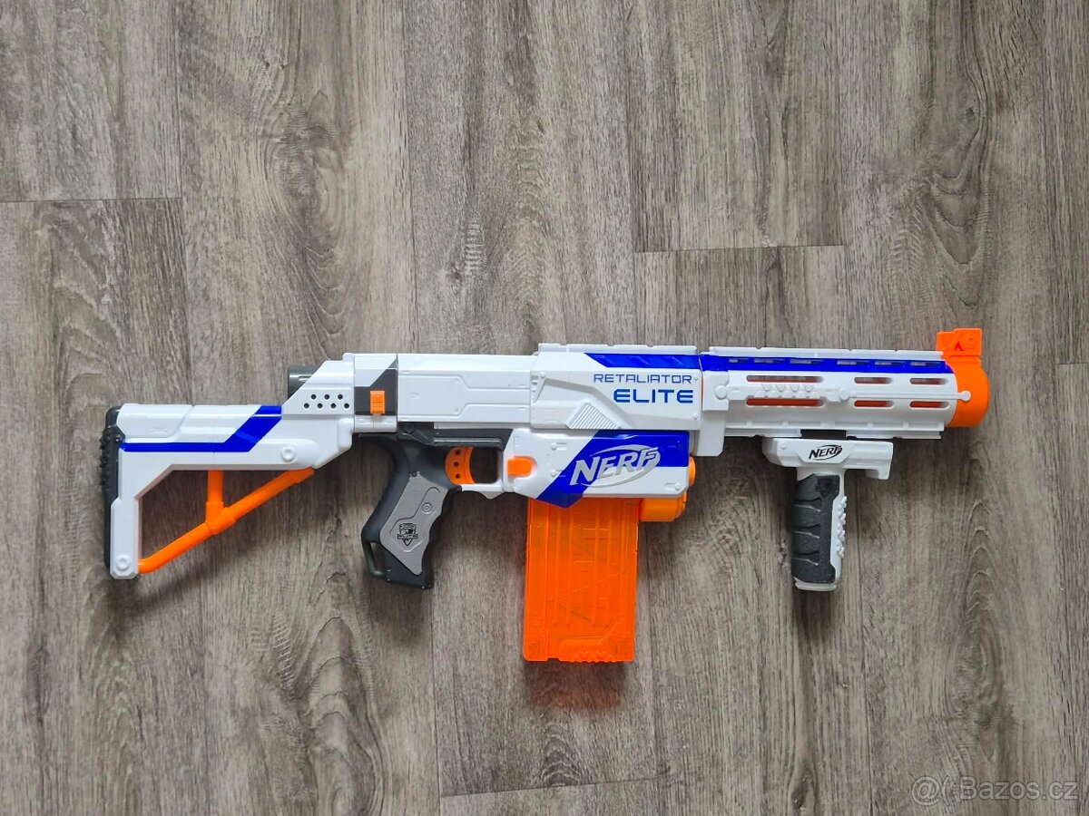 Velký set NERF blasterů - 3