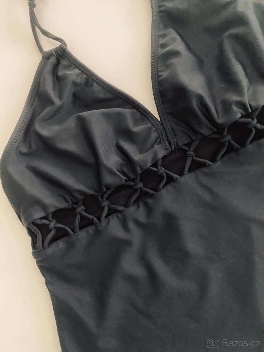 Tankiny - vrchní díly, vel. M - L - 3