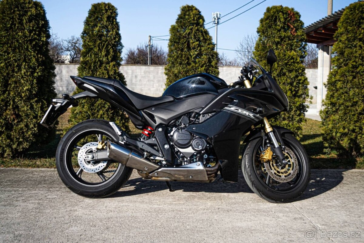 Honda CBR 600 F - 3
