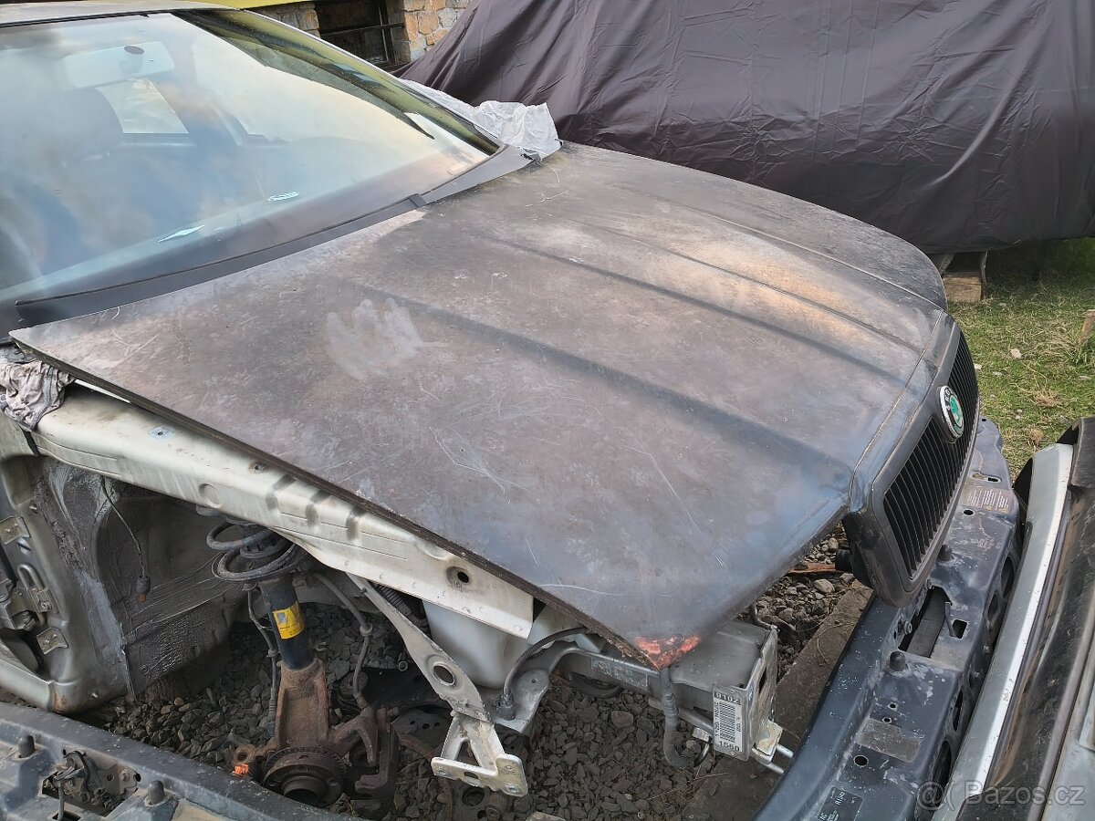 Přední kapota Octavia - 3