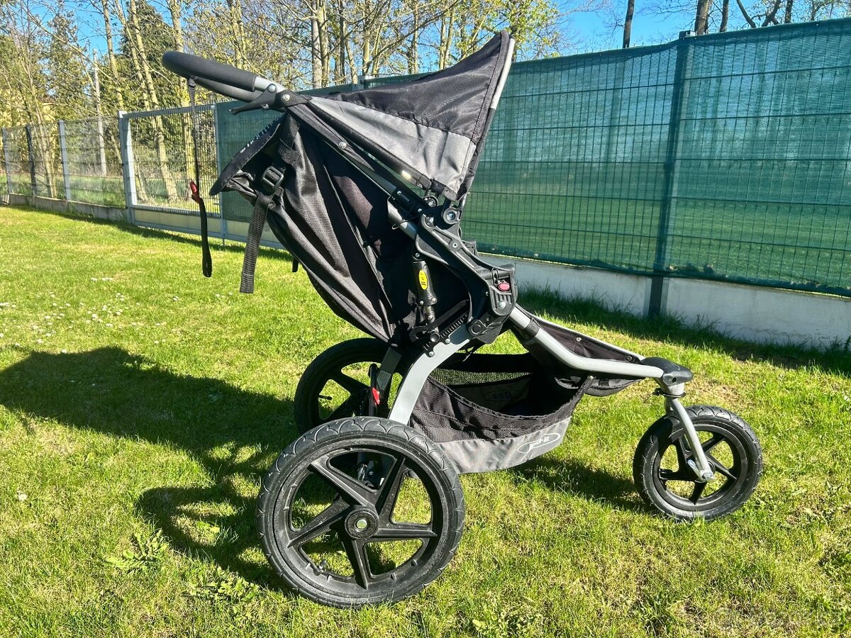 Britax BOB Revolution - 3
