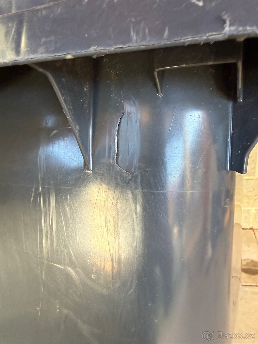 Plastová popelnice - 3