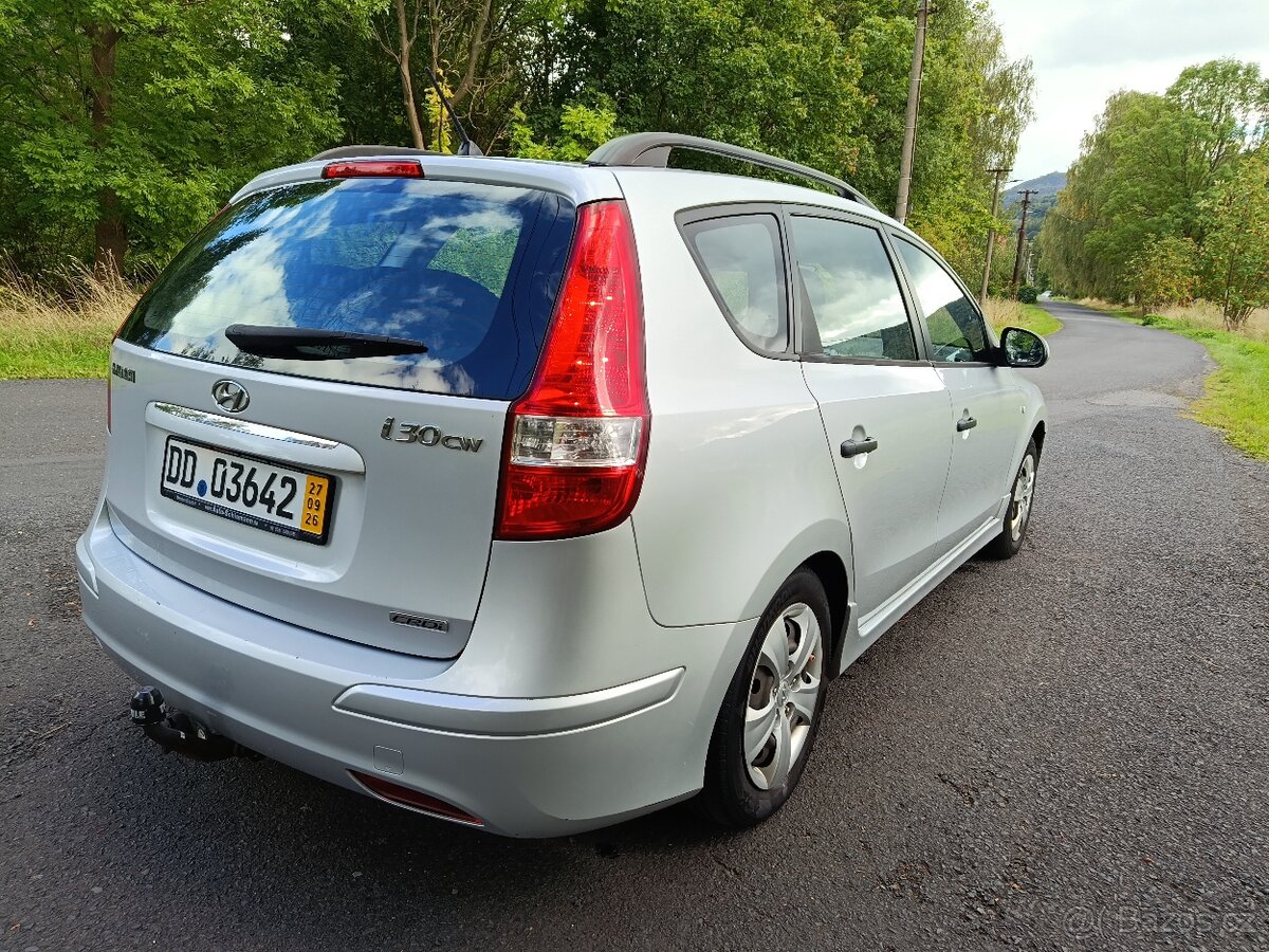 Hyundai i30 CW 1.6 CRDi - 3