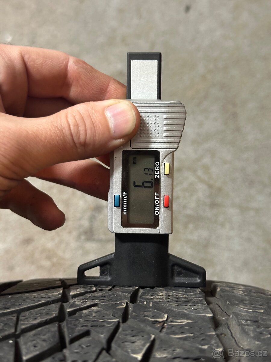 2ks Zimní Pneu 225/45 R17 Dunlop SP WinterSport 4D - 3