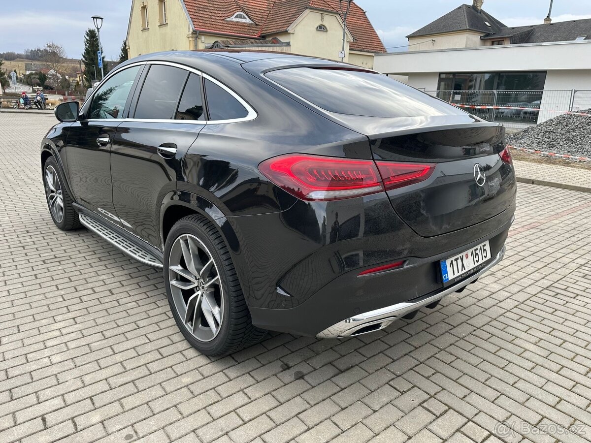 Mercedes-Benz 350d 4M kupé - 3