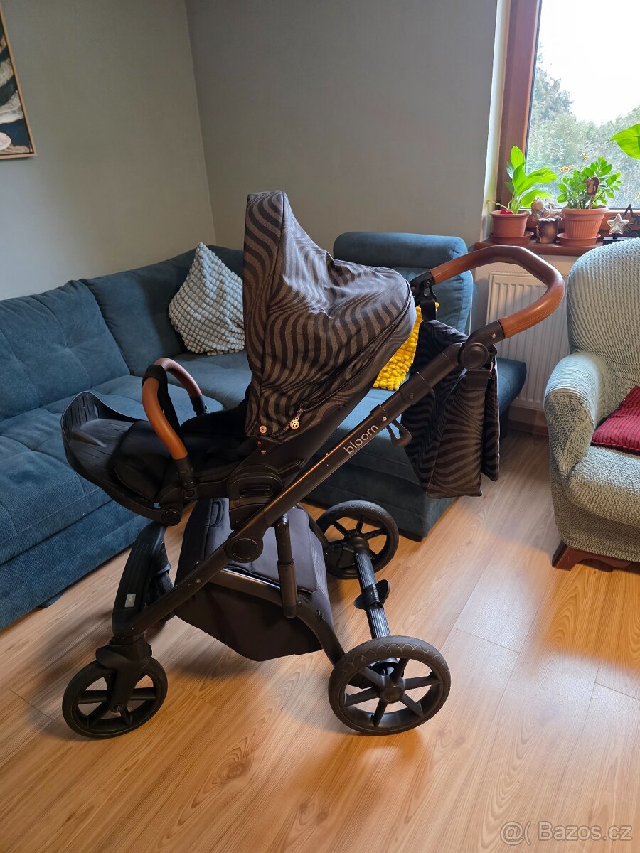 Dětský kočárek Roan Bloom - 3