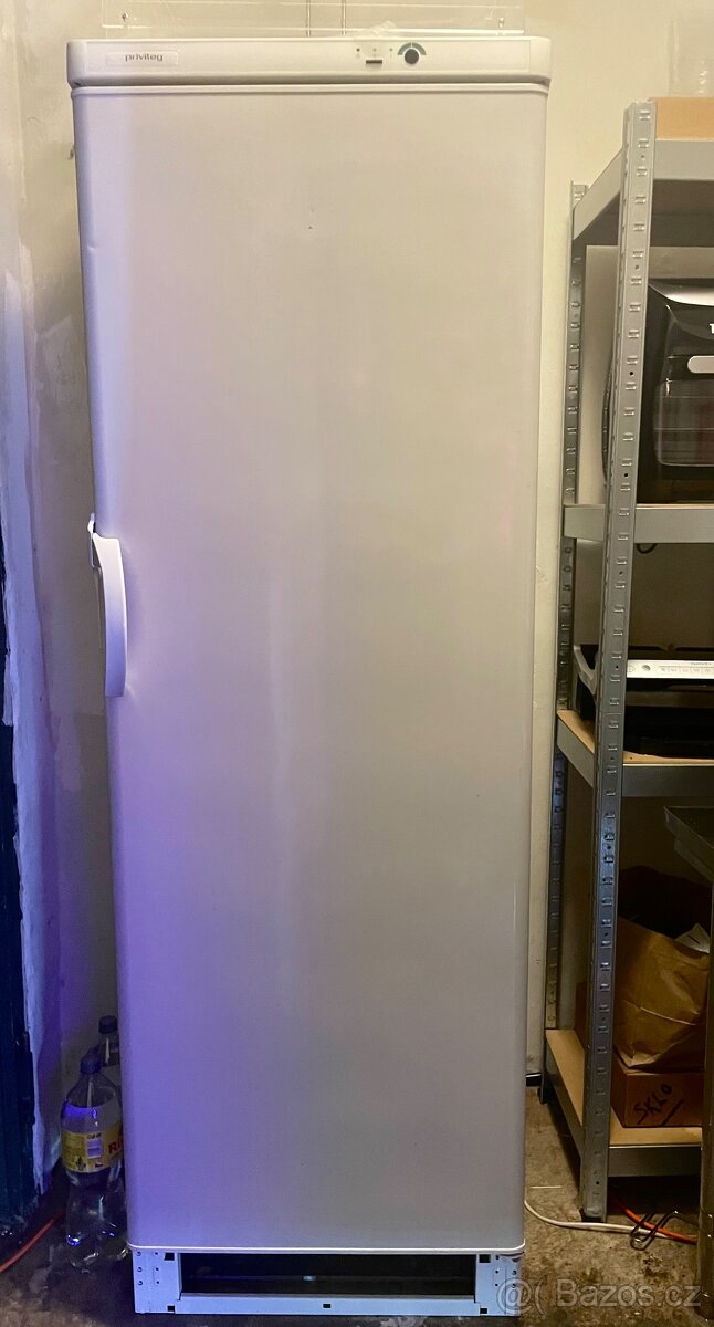Mrazák 7 polic - 3