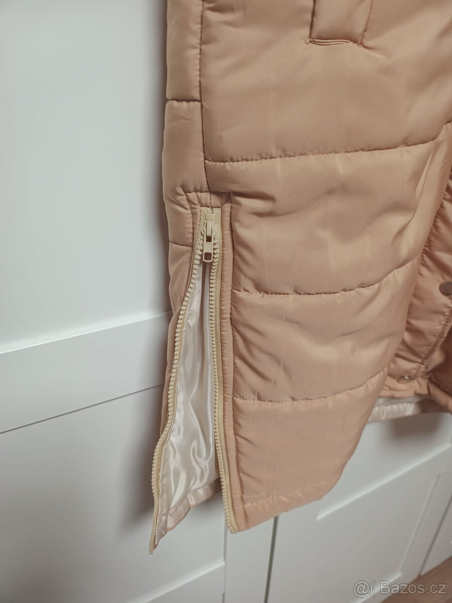 Nová dlouhá vesta s kapucí M - 3