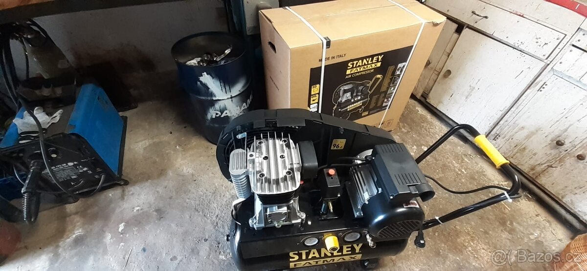 Vzduchový kompresor Stanley Fatmax - 3
