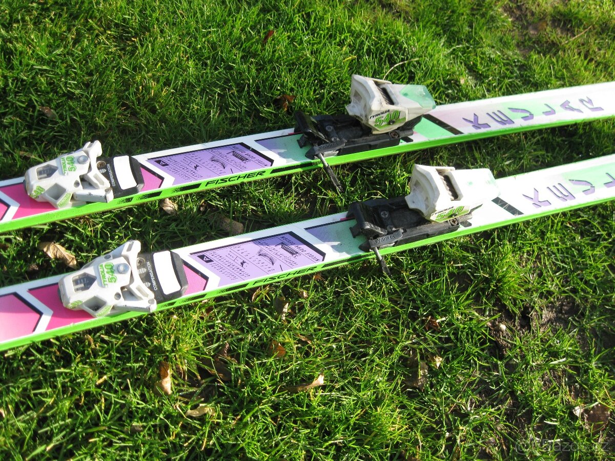 Prodám sjezdové lyže Fischer - 3