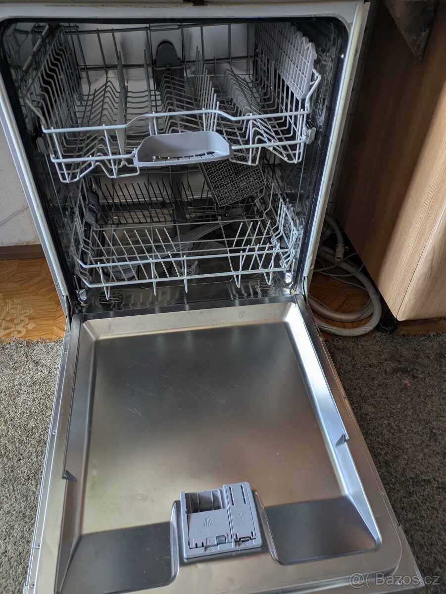 Myčka na nádobí Bosch - 3