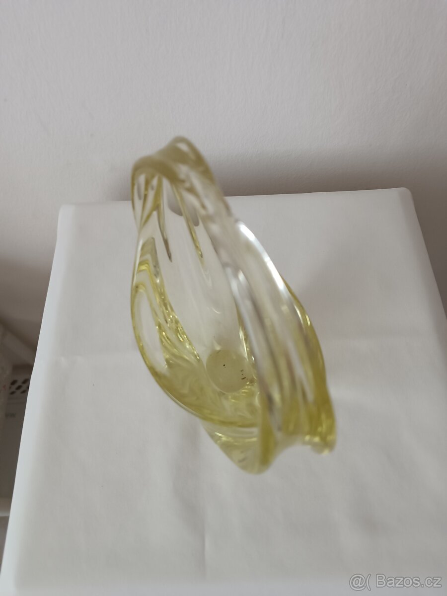 Hutní sklo - košíček - 3