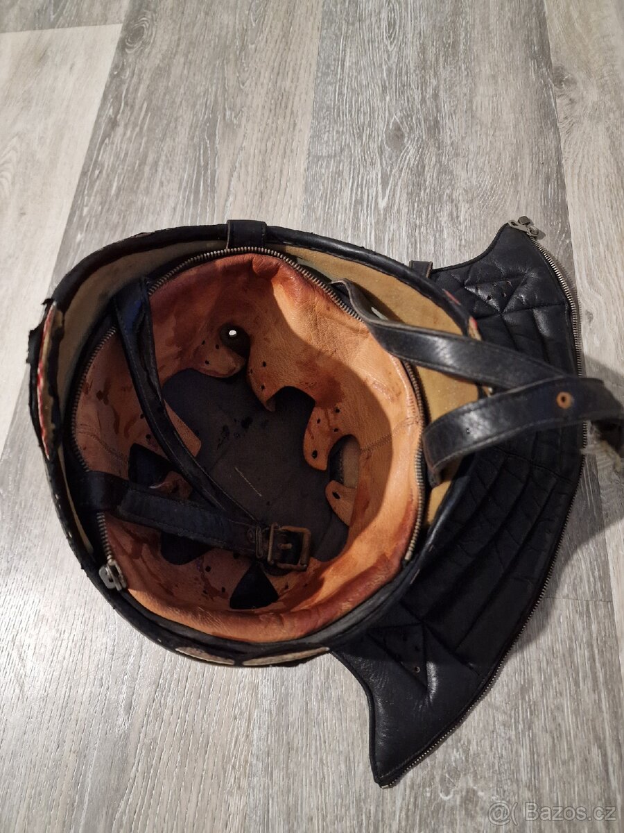 Moto přilba, helma, Regulovčík, veterán -kokoska - 3