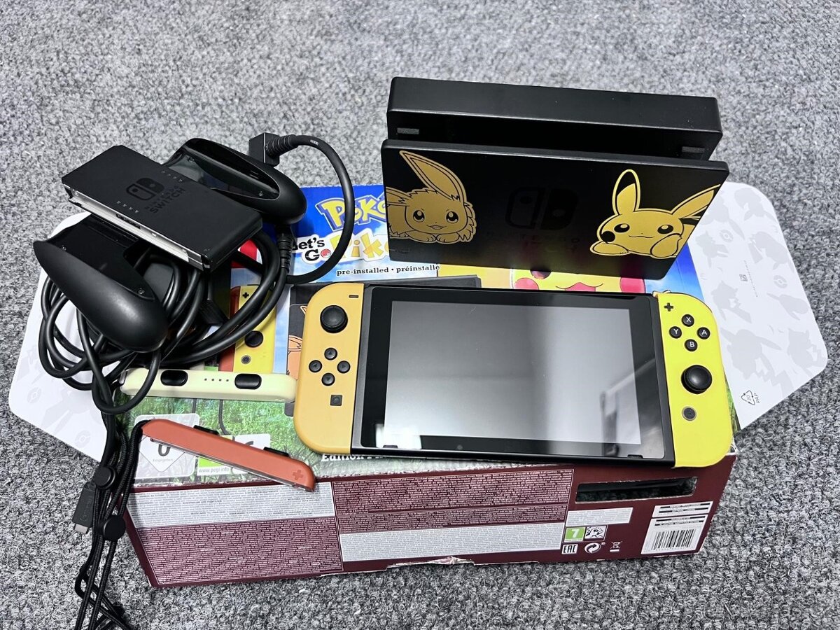 Nintendo Switch Pokémon Let’s Go Pikachu & Eevee Limited Edi - 3
