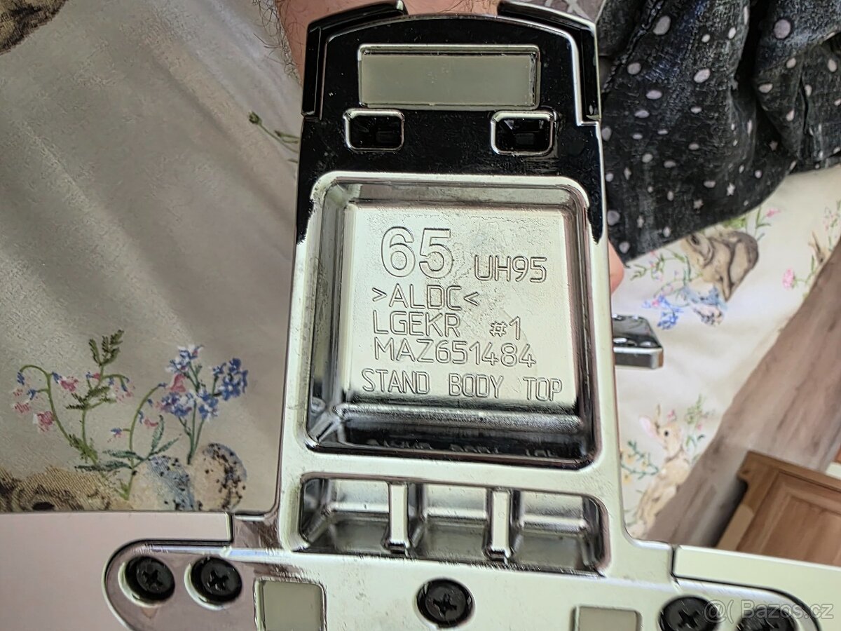 stojan k televizi LG - 3