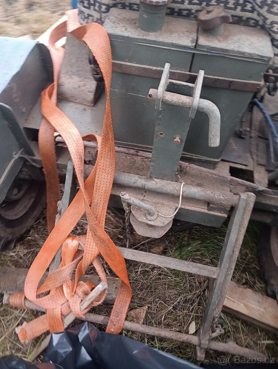 Traktůrek domácí výroby. - 3