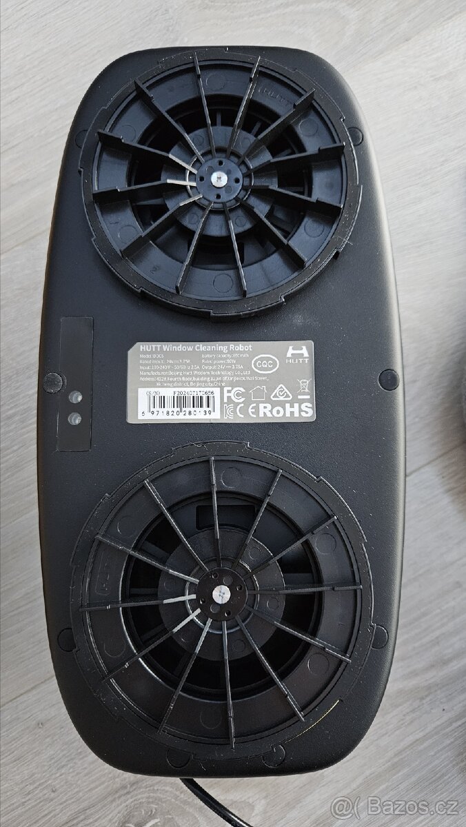 Robotický čistič oken Hutt DDC 5 - 3