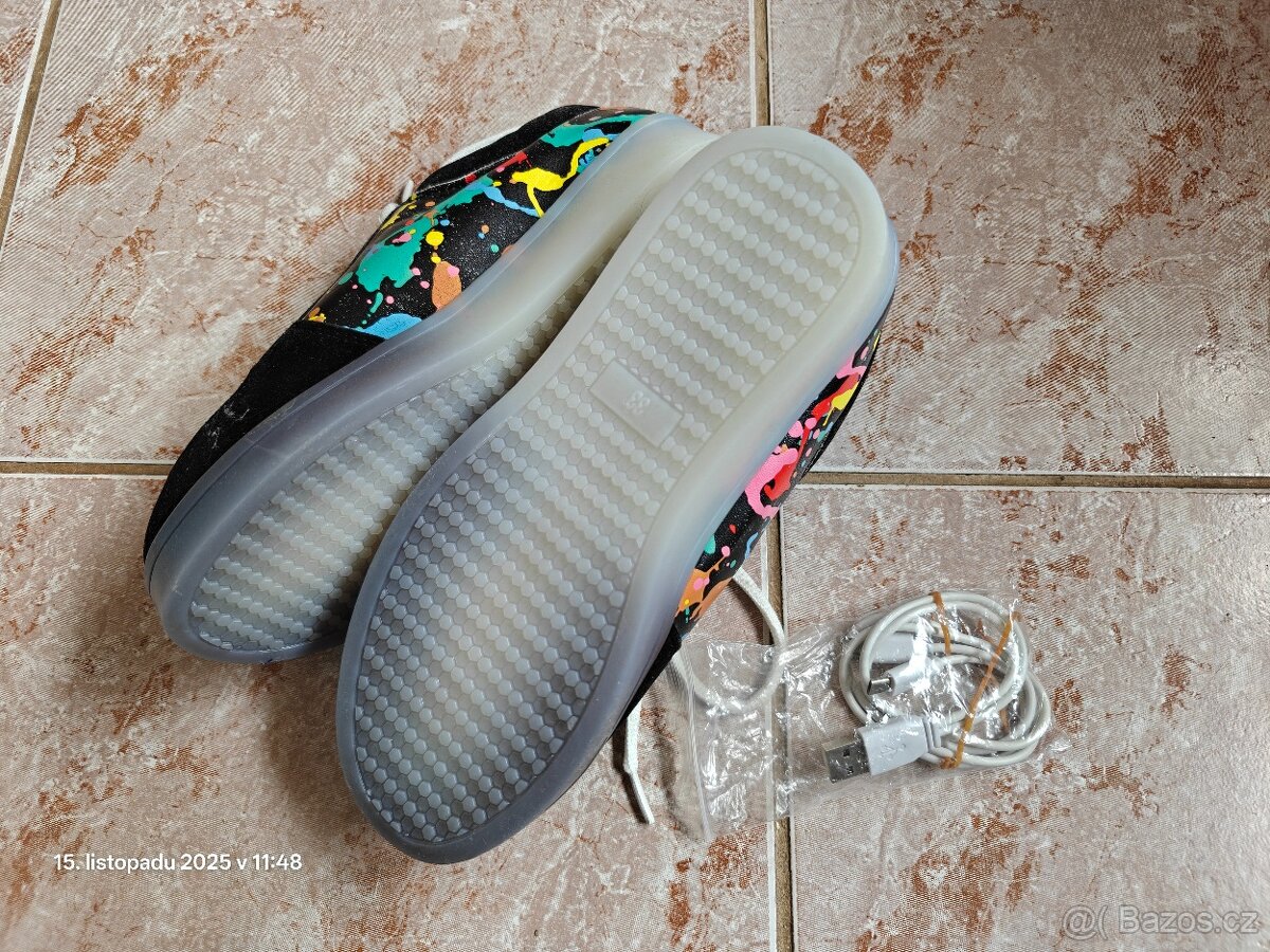 Blikací boty 2x - 3